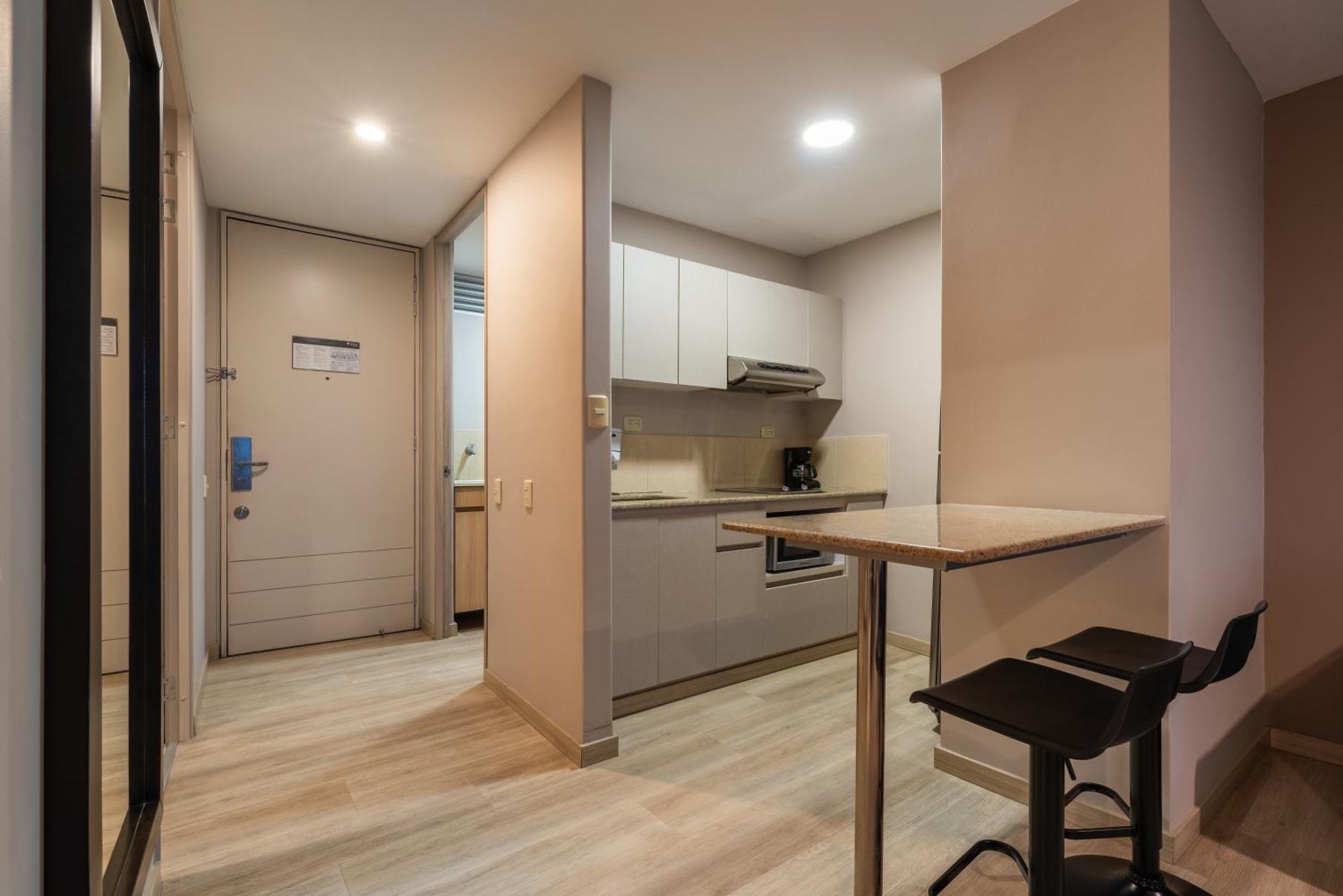 Estelar Apartamentos Medellín Extérieur photo