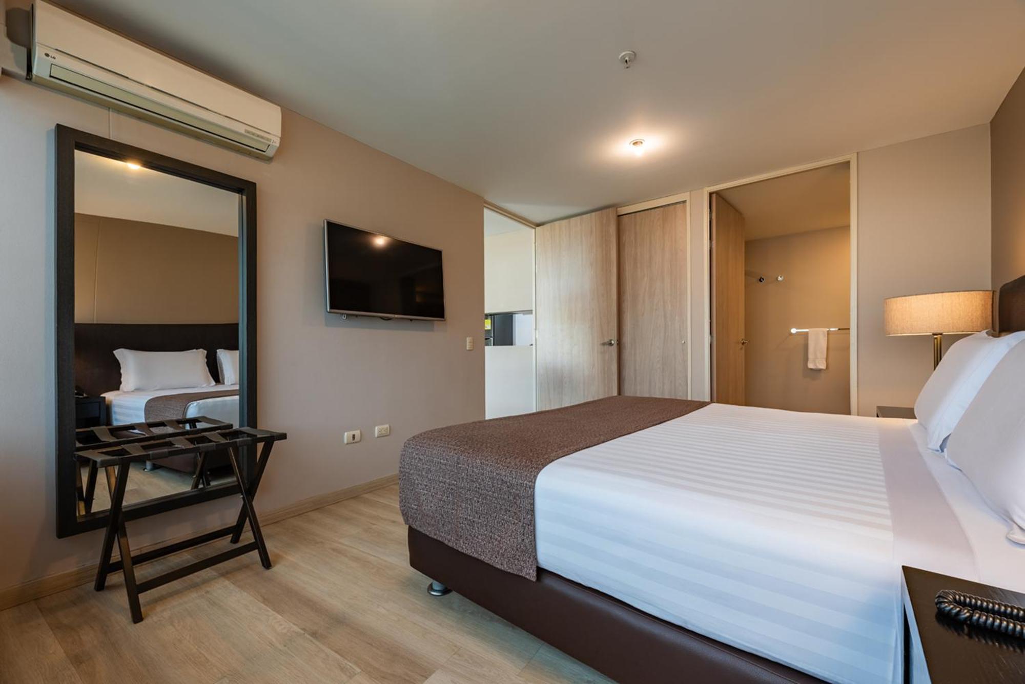 Estelar Apartamentos Medellín Extérieur photo
