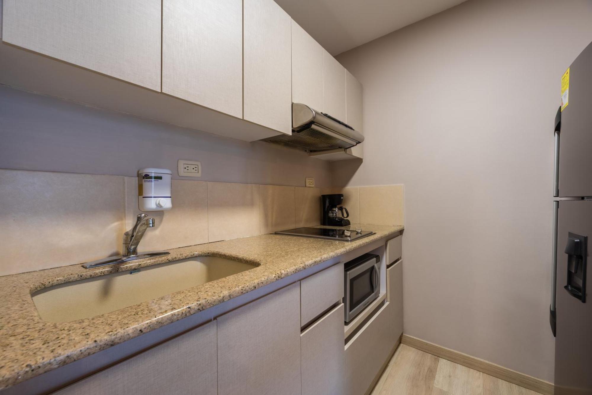 Estelar Apartamentos Medellín Extérieur photo