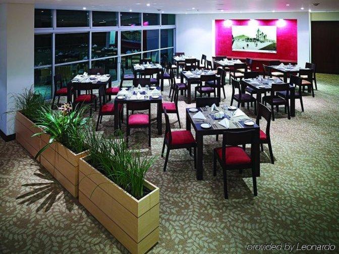 Estelar Apartamentos Medellín Restaurant photo